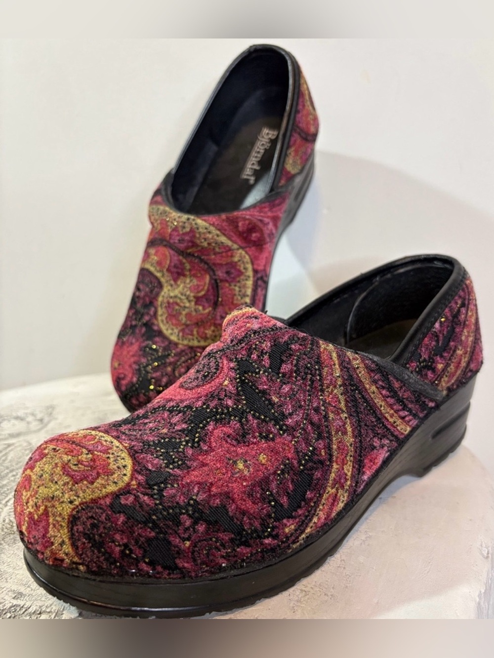 Björndal Pink and Gold Paisley Slip-On Clogs